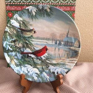 Bird plate cardinals